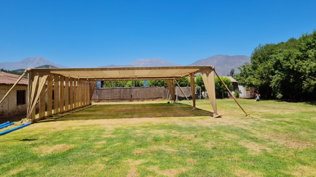 carpa arpillera con aplicaciones y circulacion de aire